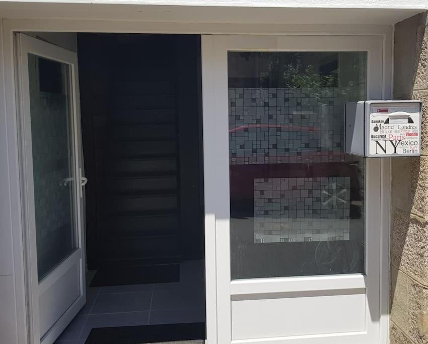 Petite Maison Type Loft En Plein Bourg D'Ambazac 외부 사진