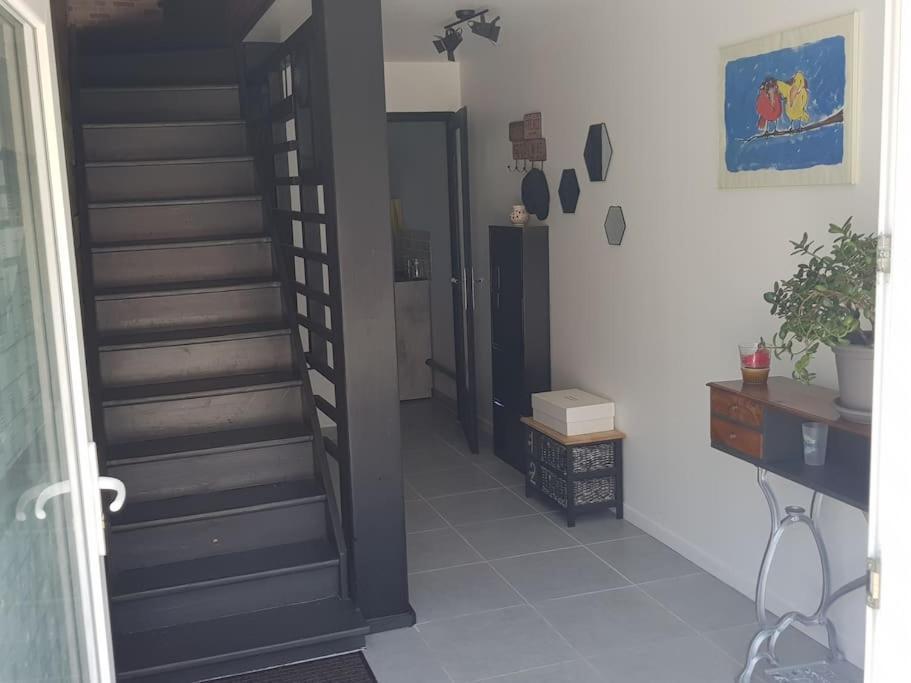 Petite Maison Type Loft En Plein Bourg D'Ambazac 외부 사진